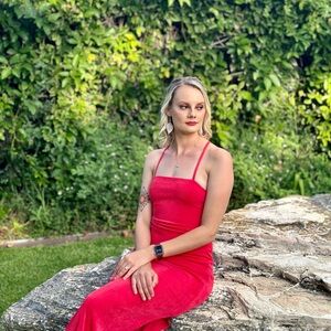 Meet your Posher, Evie